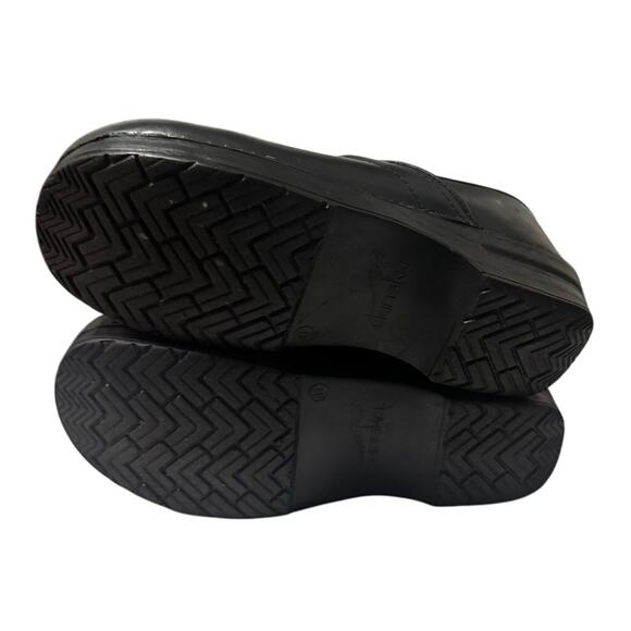 Dansko Professional Black Leather Clogs Size 41 (Women’s 10.5–11 / Men’s 7.5–8) - Picture 4 of 6